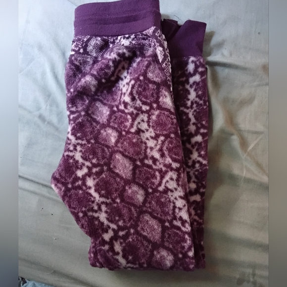 Tahari Sport Fleece Joggers - Picture 2 of 4